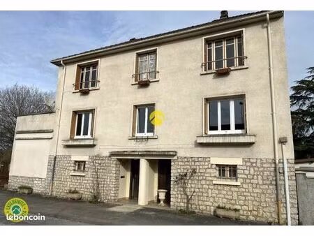 maison 8 pièces 127 m²