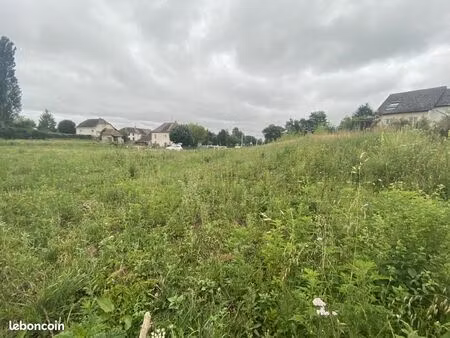 terrain 638 m² morestel