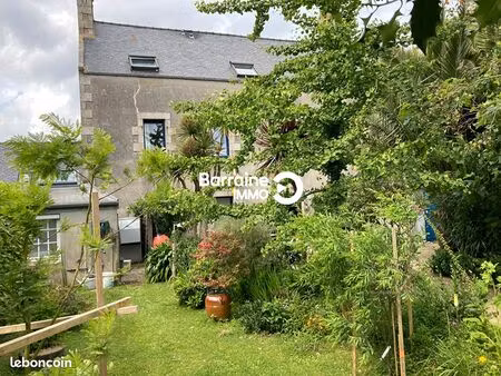 immeuble 9 pièces 327 m²