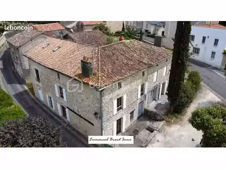 immeuble 9 pièces 213 m²