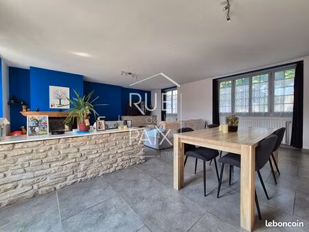 maison 7 pièces 206 m²