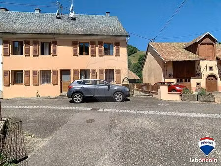 immeuble 10 pièces 200 m²