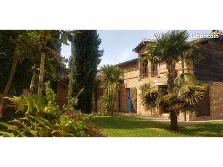 villa f5 137 m2 à louer