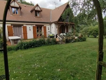 propriété 5 pièces 136 m²