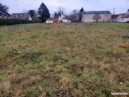 terrain constructible à chambon la forêt (45)