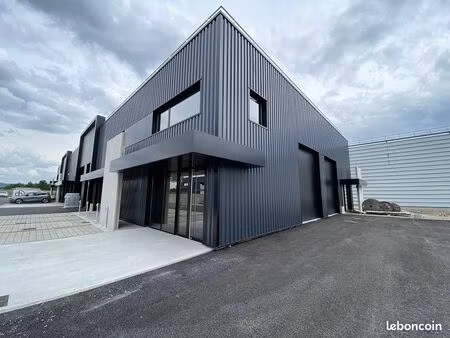 local commercial 288 m²