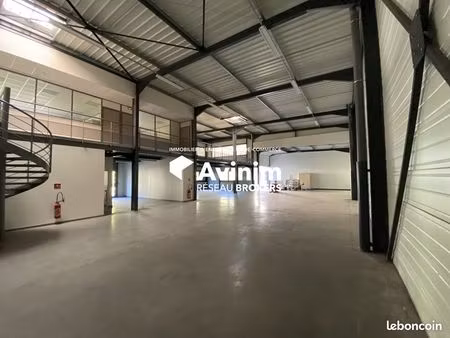 local 489 m² veurey-voroize