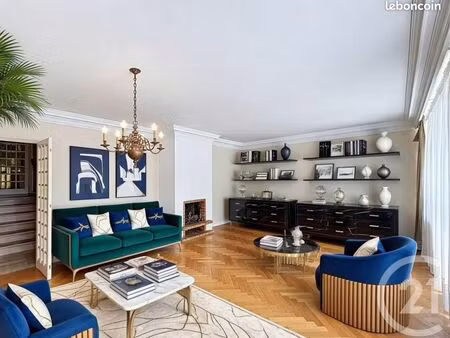 maison 9 pièces 168 m²