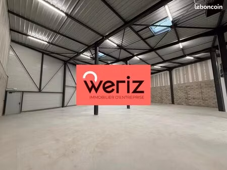 local industriel 586 m²