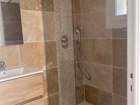 grand appartement une chambre avec jardin exposition sud à proximité du centre ville