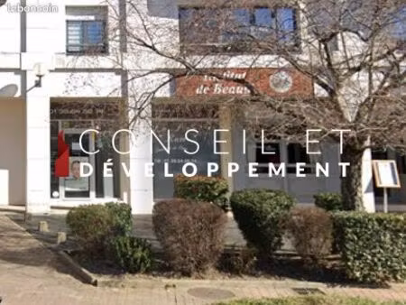 boutique 114 m² le chesnay