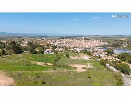 terrain 214 m² montagnac