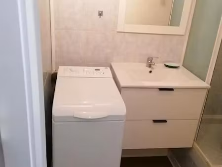 location meublée appartement 1 pièce 15 m² à bailly (78870)  690 €