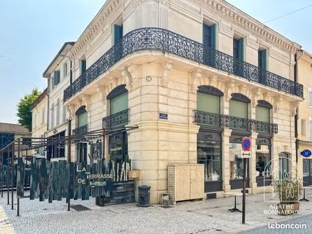 boutique 190 m² châteaurenard