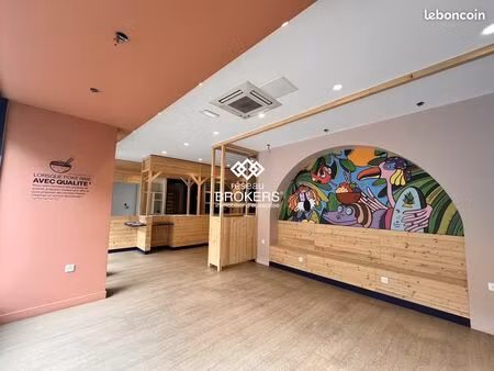 local commercial 180 m² cholet