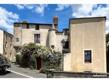 maison 11 pièces 333 m²