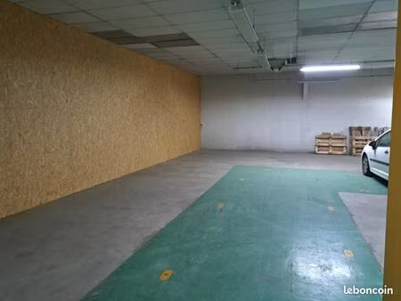 local industriel 66 m²