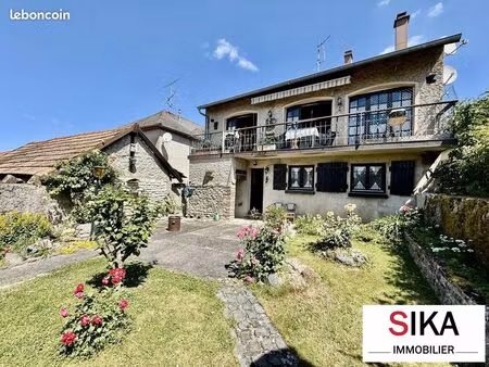 maison 6 pièces 121 m²