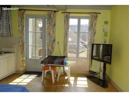 maison de bourg a montmirail