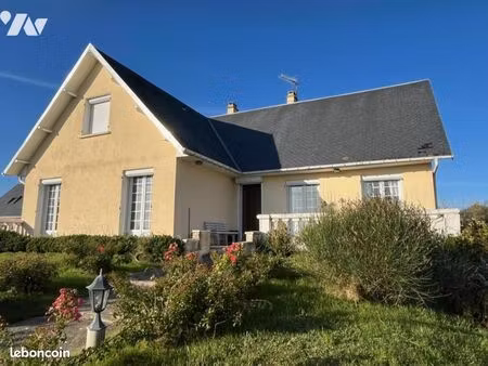 pavillon 7 pièces 145 m²