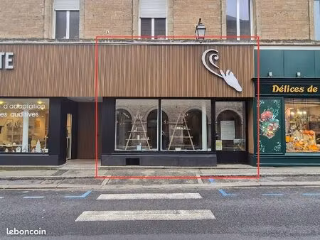 local commercial 70 m²