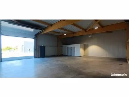 local d'activité 240 m²