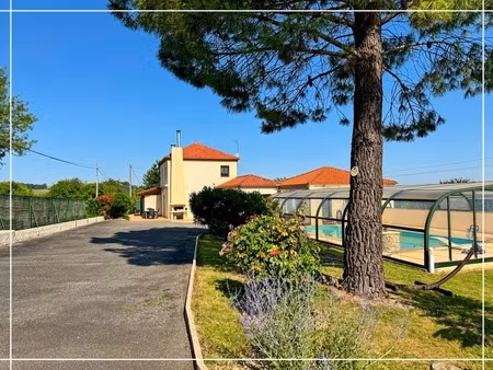 maison à vendre 7 pièces jegun (32)