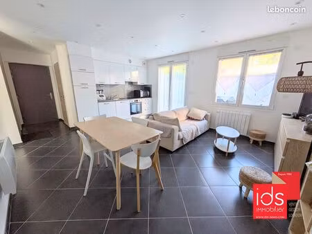 appartement 3 pièces 55 m²