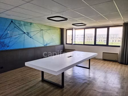 location locaux professionnels 3 pièces 167 m² à aix-en-provence (13090)  3 137 €