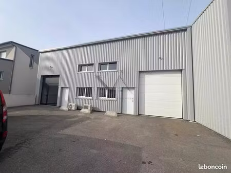 local 204 m² montboucher-sur-jabron