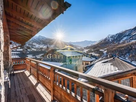 maison 10 pièces 204 m²