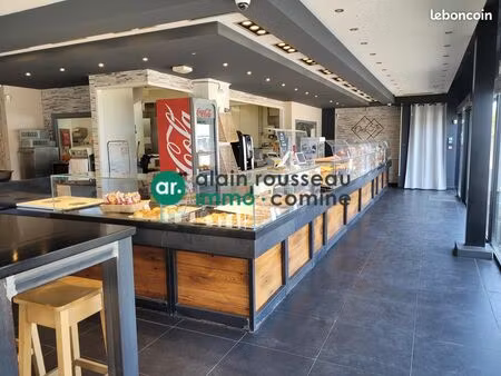 boulangerie  fonds de commerce 235 m² saint-herblain