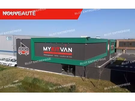 local d'activité 810 m²