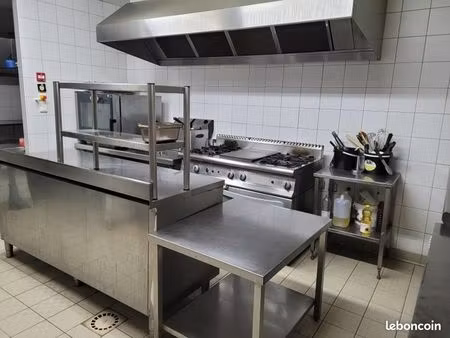 fonds de commerce bar  brasserie 586 m²