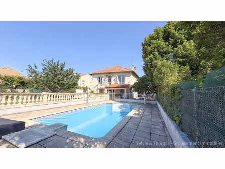 orange  grande maison familiale de 180 m2 avec jardin  pisci
