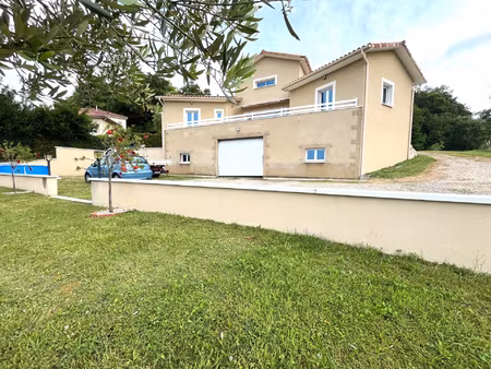 villa récente 6 chambres