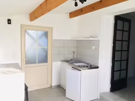 location appartement 3 pièces 35 m² à avrille (49240)  600 €