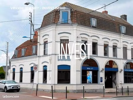 immeuble 533 m² comines