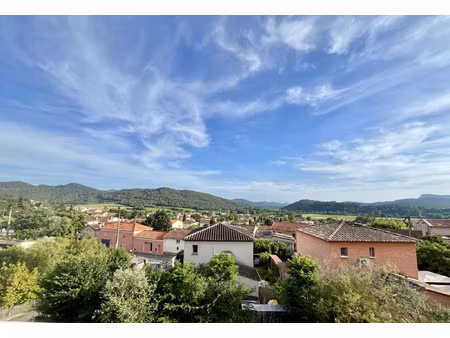 maison individuelle de 6 pièces (135 m2) à pierrefeu du var