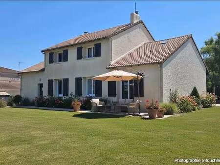 vente maison à champtoceaux (49270) : à vendre / 155m² champtoceaux