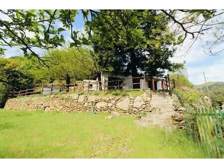 maison et grand terrain 4 pièces