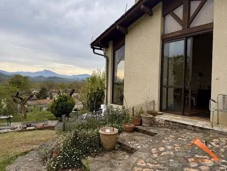 maison traditionnelle avec vue sur les pyrénées beauchalot (31360)