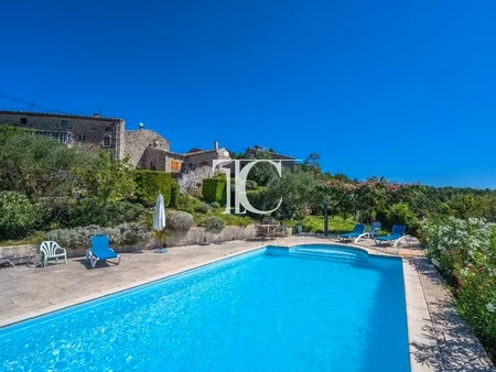 propriété à vinezac