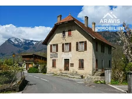 maison de caractère 12 pièces fort potentiel !