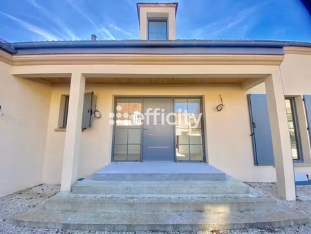 maison 6 pièces - 237 m²