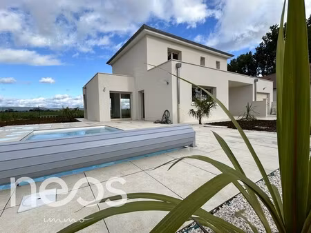 maison de luxe à vendre à ouges