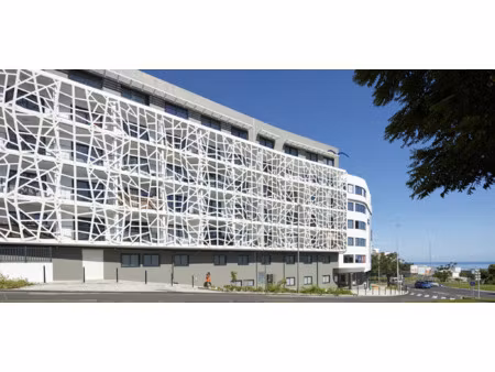 achat local professionnel 224m² st denis 97490