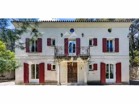 propriété avec piscine et jardin saint-marc-jaumegarde (13)