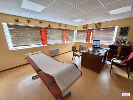 plateau de bureaux à vendre - vannes