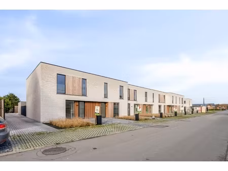 huis te huur in houthulst met 3 slaapkamers